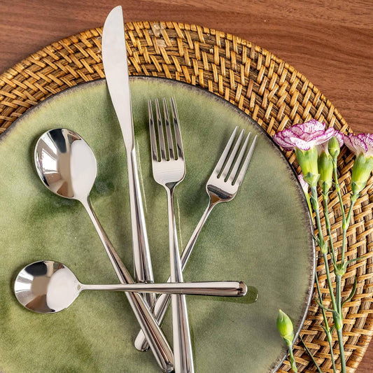 Cambridge Silversmiths Lorenn Mirror Flatware Set