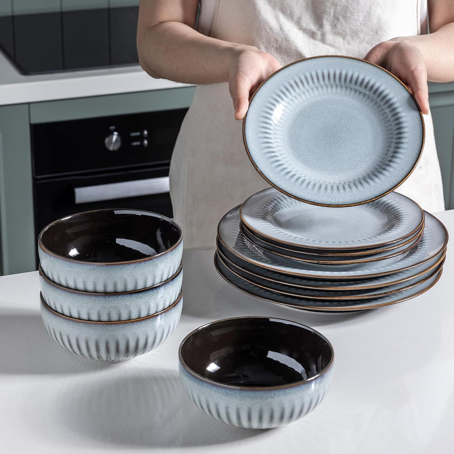 Leratio Stoneware Dinnerware Set